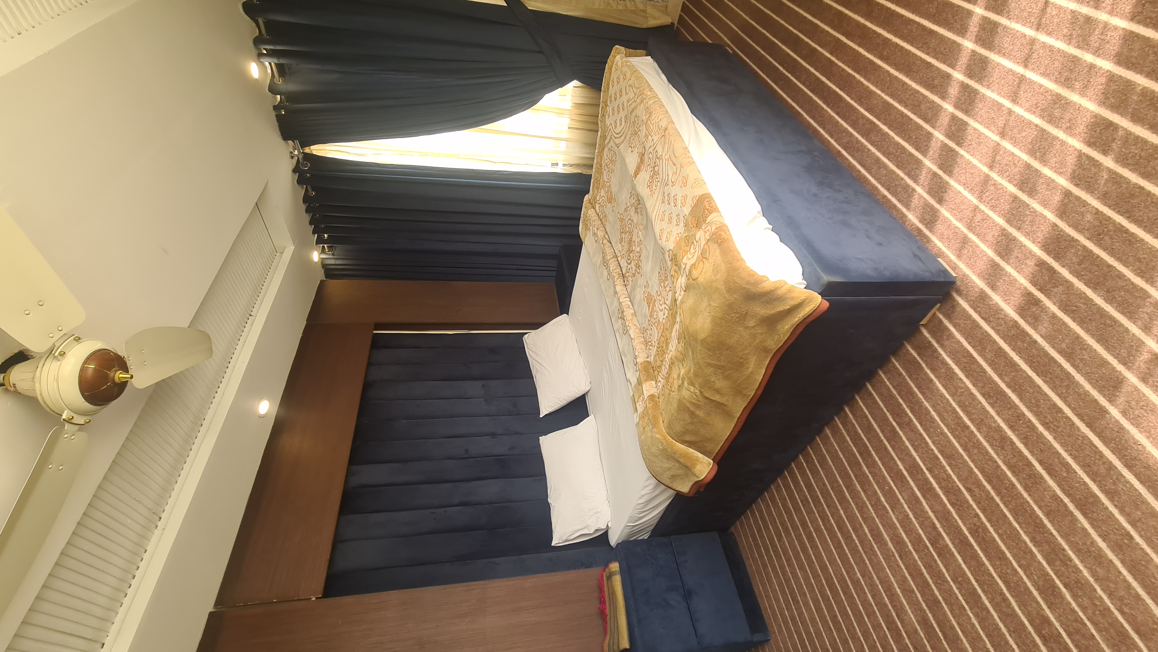 Standard room angle